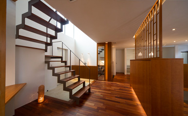 Quartz 玄関ホール