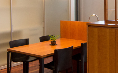 Quartz ダイニング