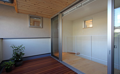 books and gardens デッキテラス